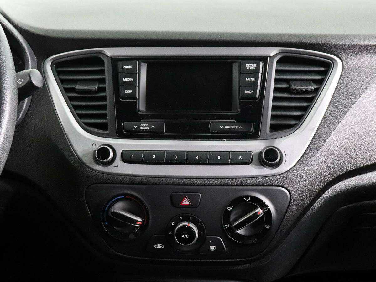 Hyundai Solaris б/у, 2017, Автоматическая. Фото: #11