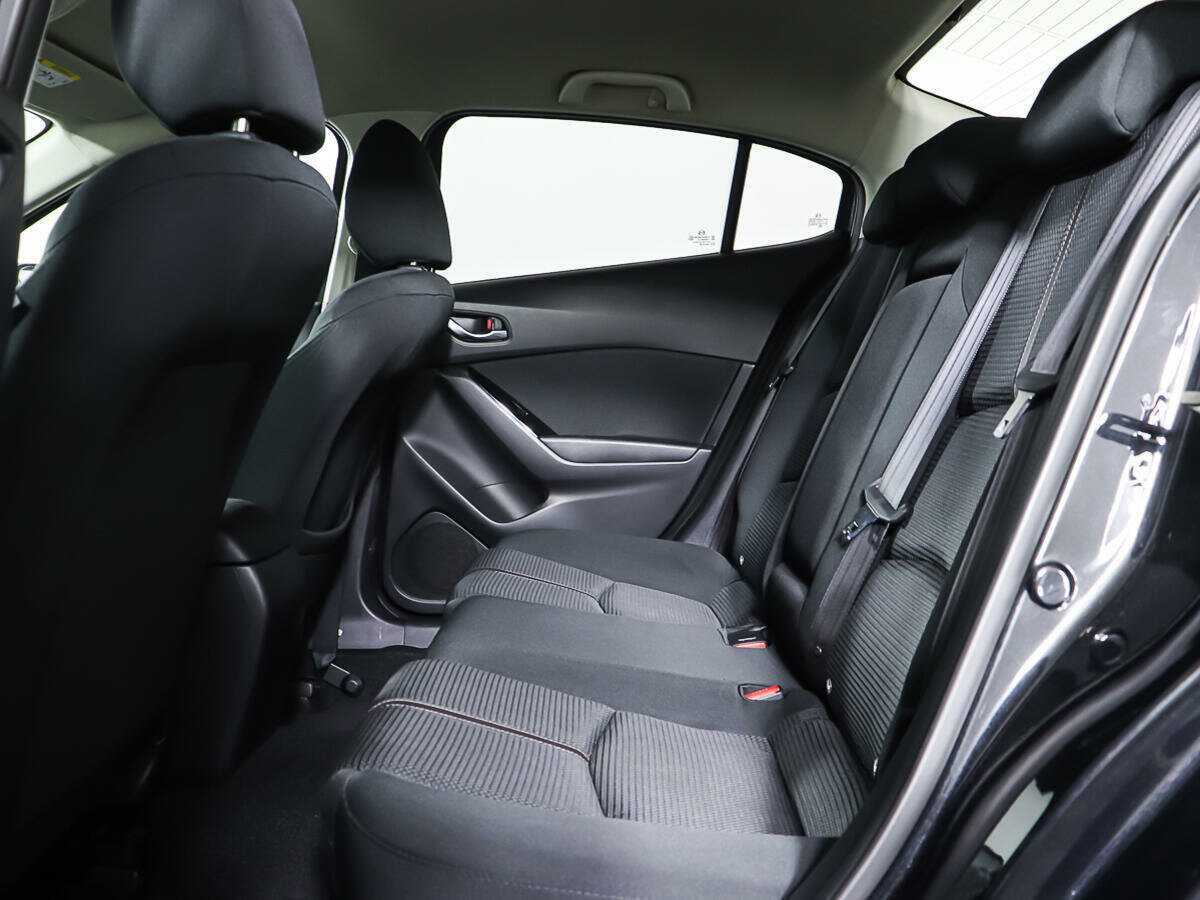 Mazda 3 б/у, 2017, Автоматическая. Фото: #9