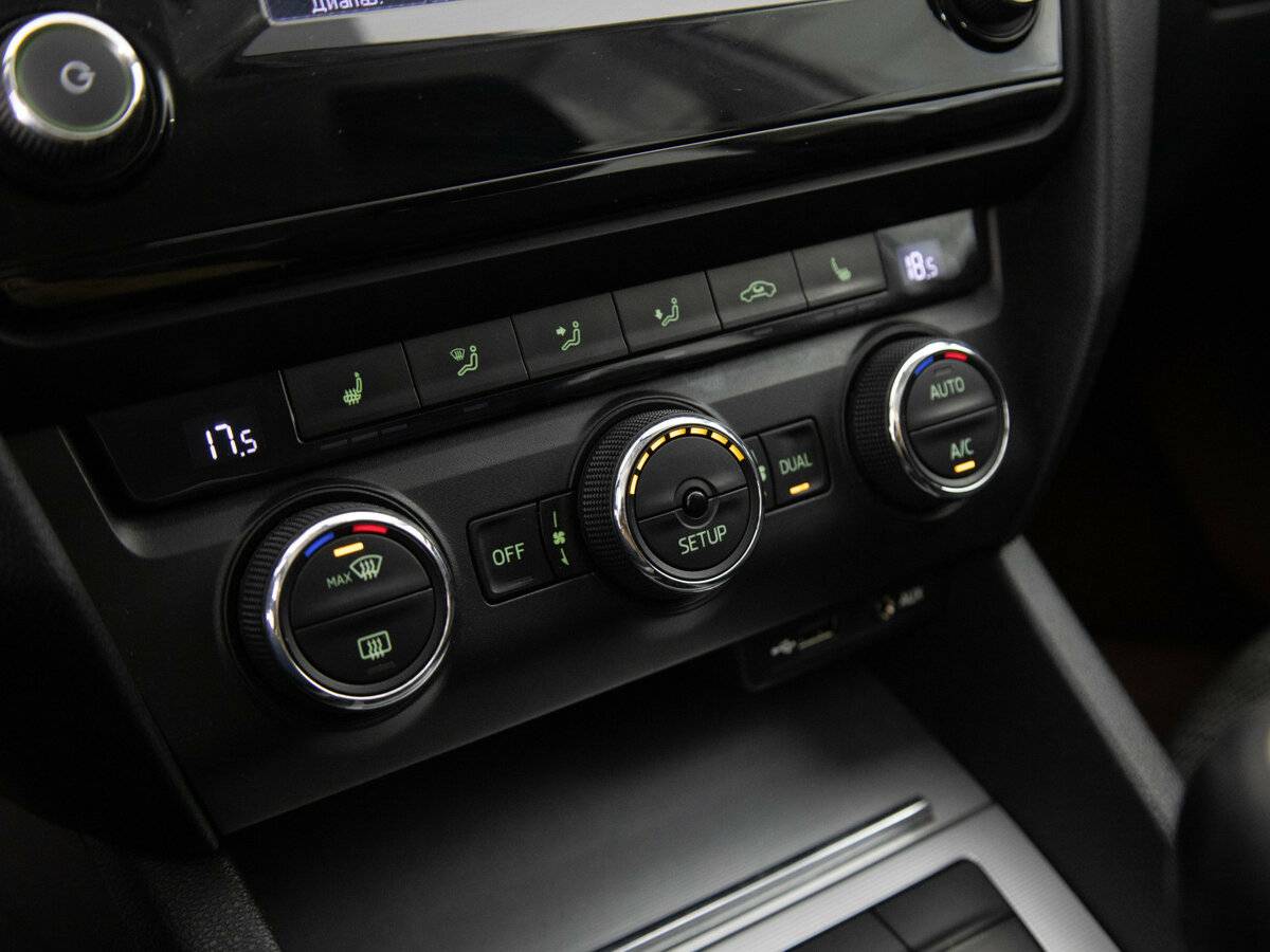 Skoda Octavia б/у, 2013, Механическая. Фото: #10