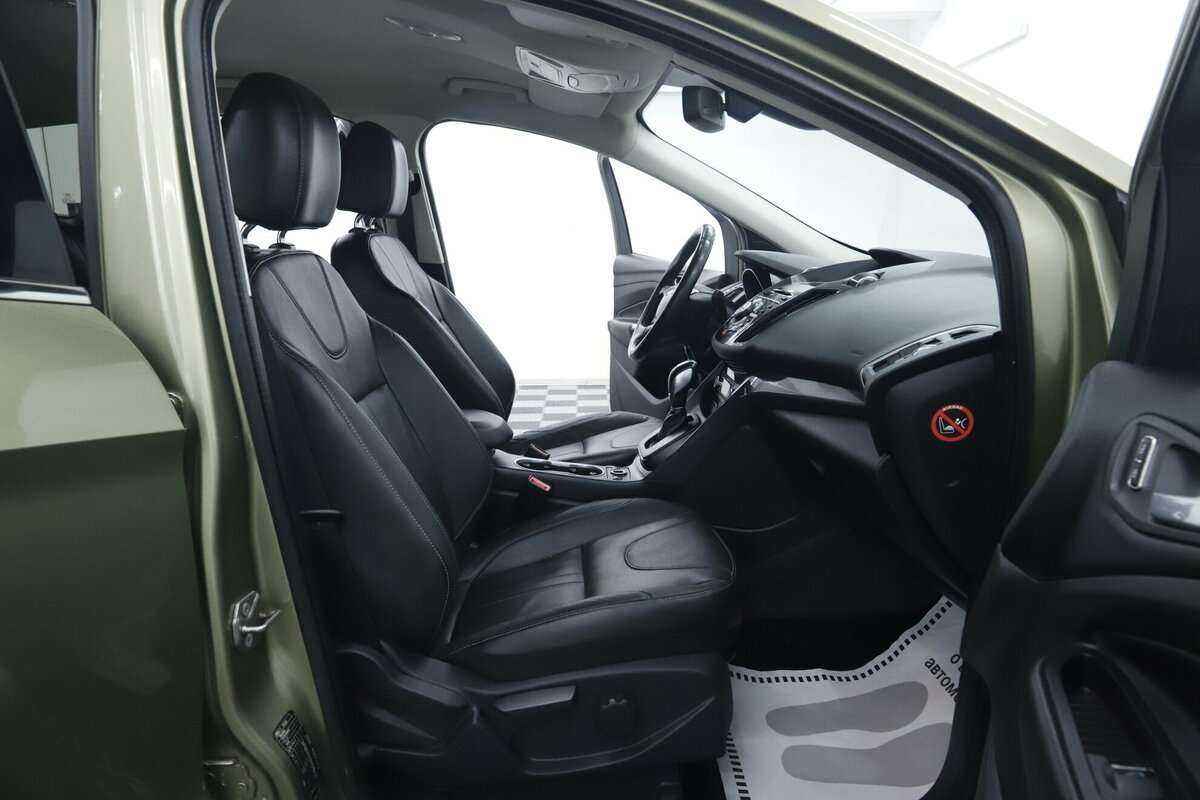 Ford Kuga б/у, 2016, Автоматическая. Фото: #18