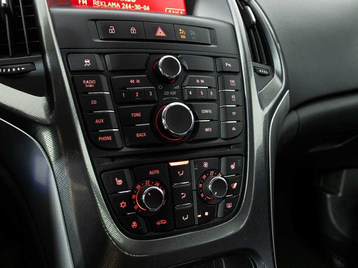 Opel Astra б/у, 2012, Автоматическая. Фото: #14