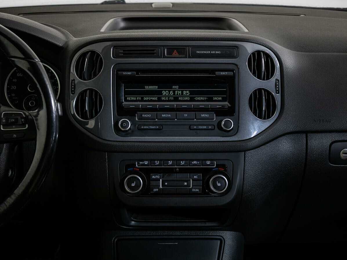 Volkswagen Tiguan б/у, 2012, Автоматическая. Фото: #13