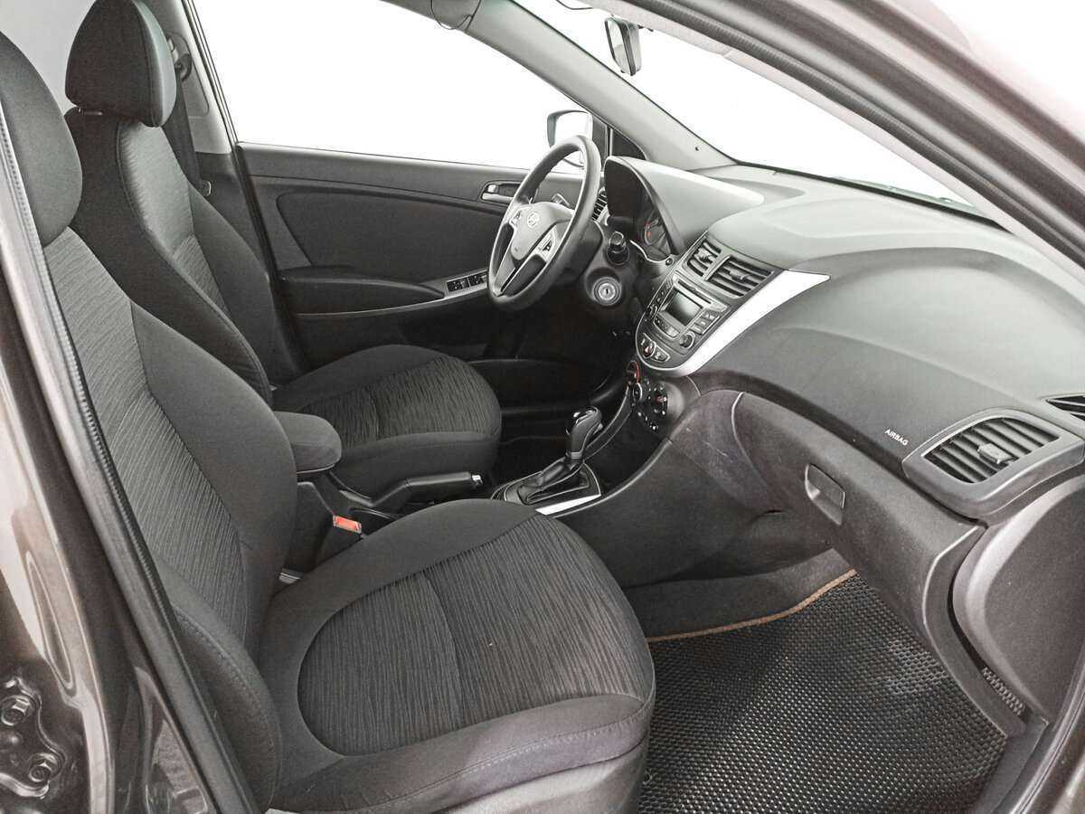 Hyundai Solaris б/у, 2015, Автоматическая. Фото: #10