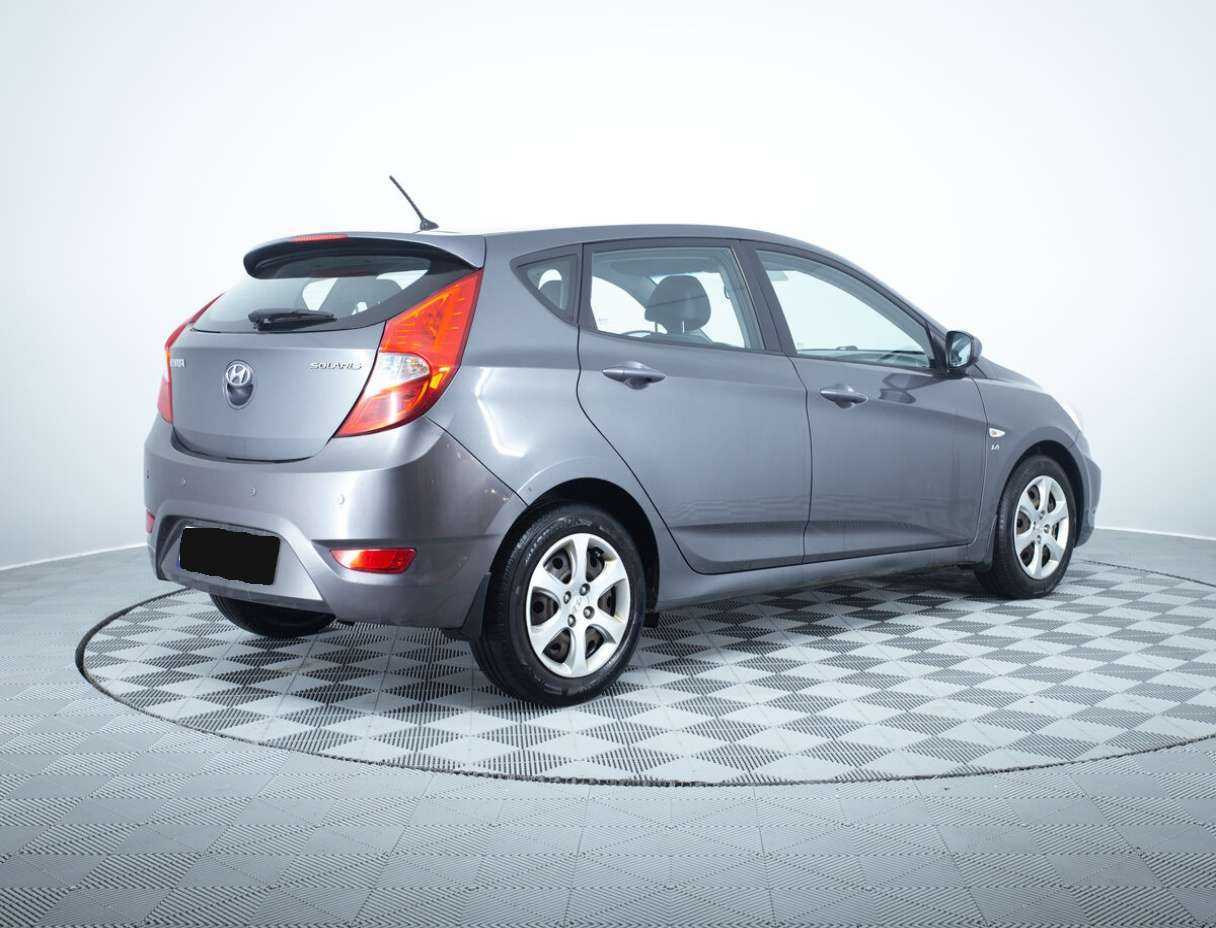 Hyundai Solaris б/у, 2013, Автоматическая. Фото: #4