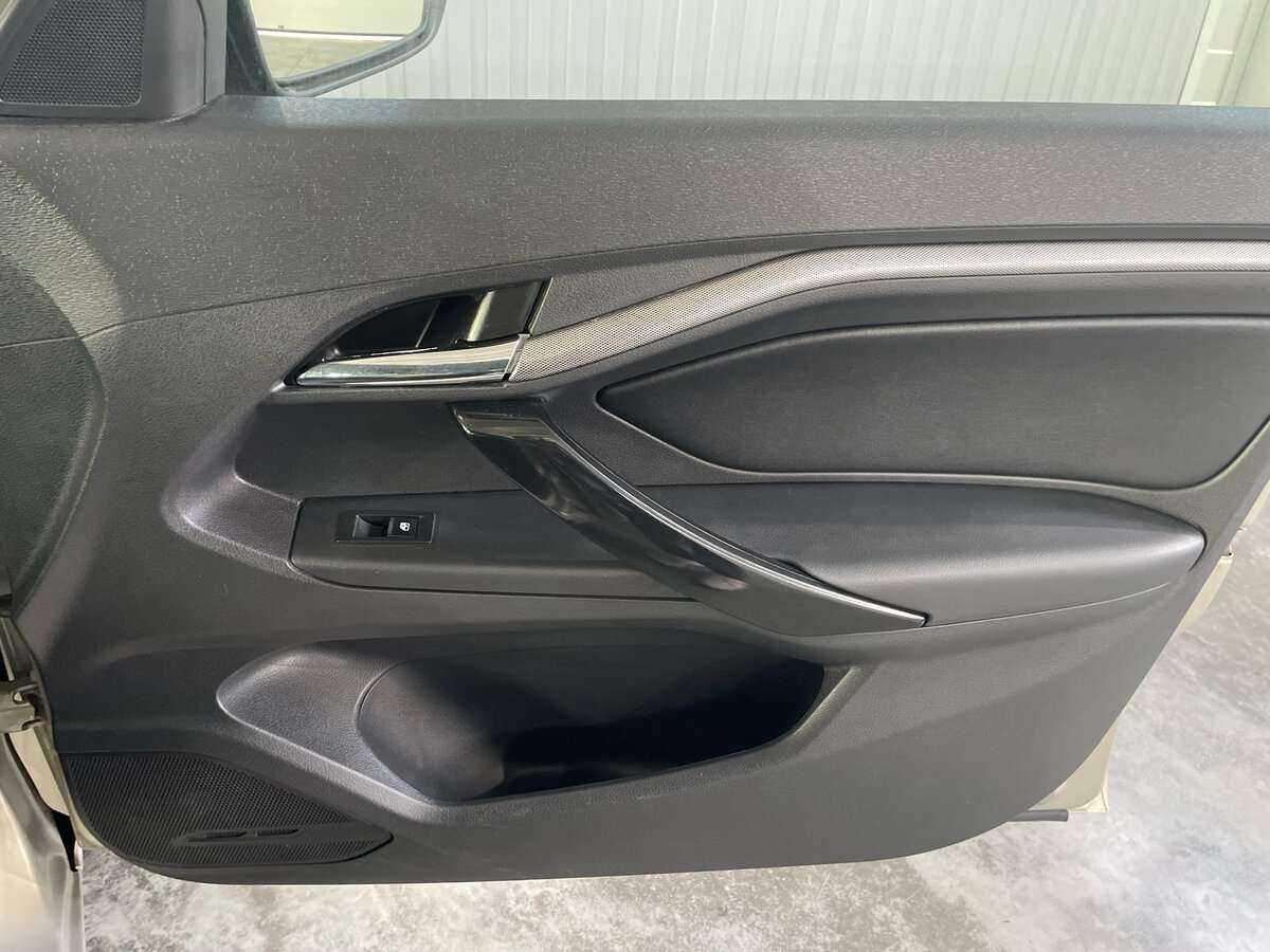 Lada (ВАЗ) Vesta б/у, 2017, Механическая. Фото: #20