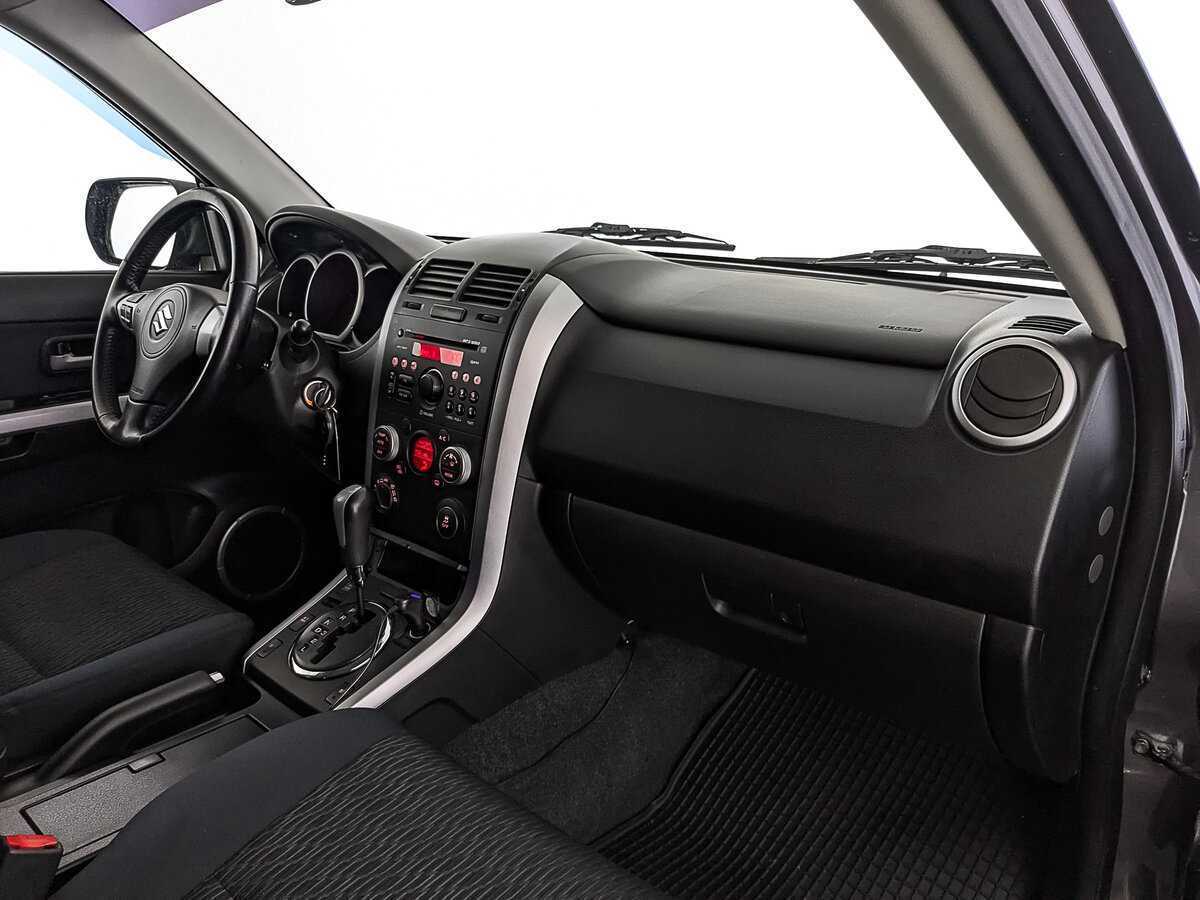 Suzuki Grand Vitara б/у, 2013, Автоматическая. Фото: #12