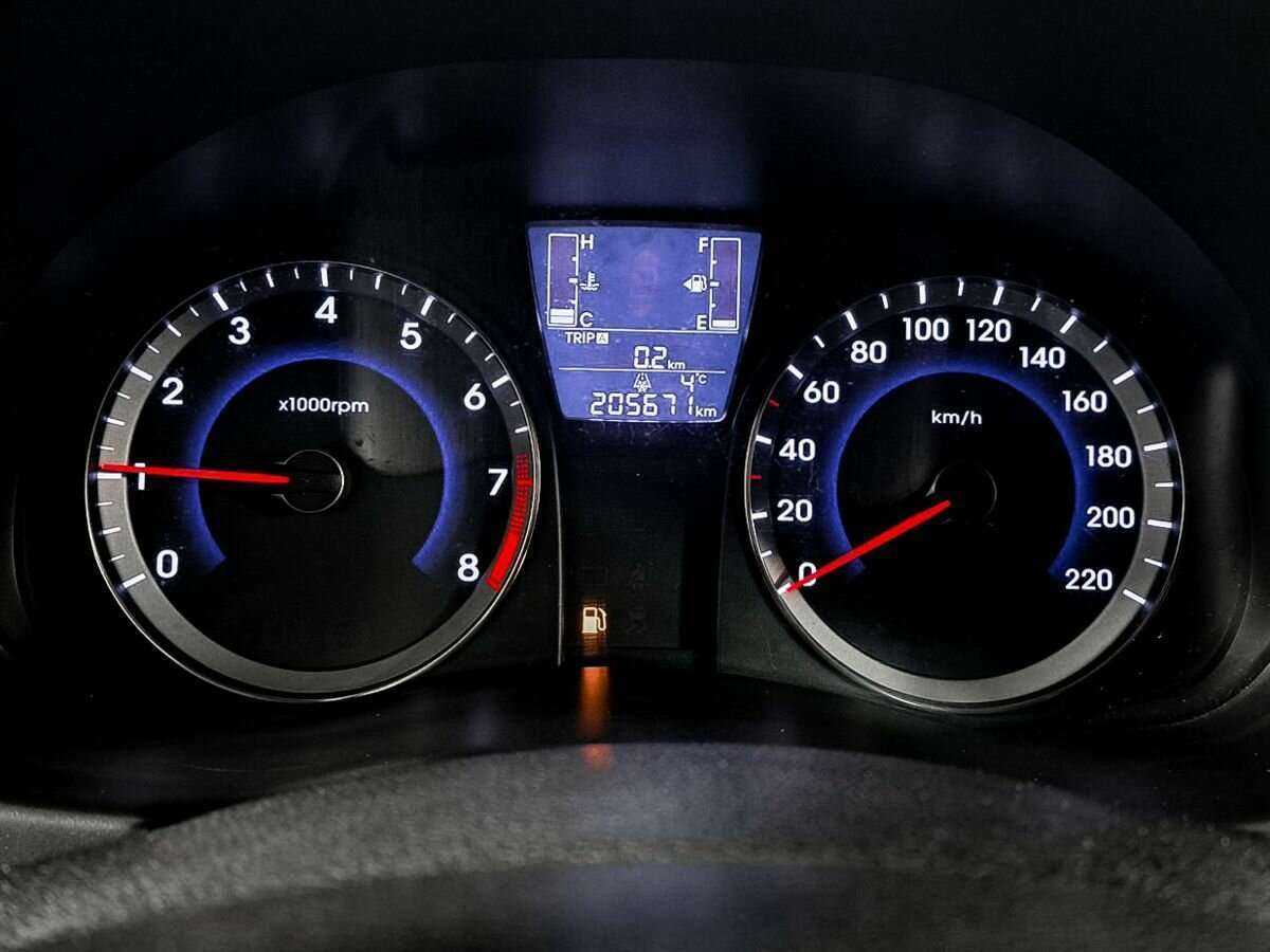 Hyundai Solaris б/у, 2015, Механическая. Фото: #9