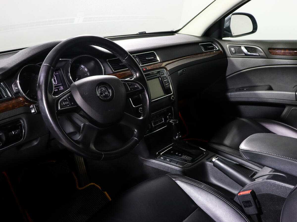 Skoda Superb б/у, 2014, Роботизированная. Фото: #13