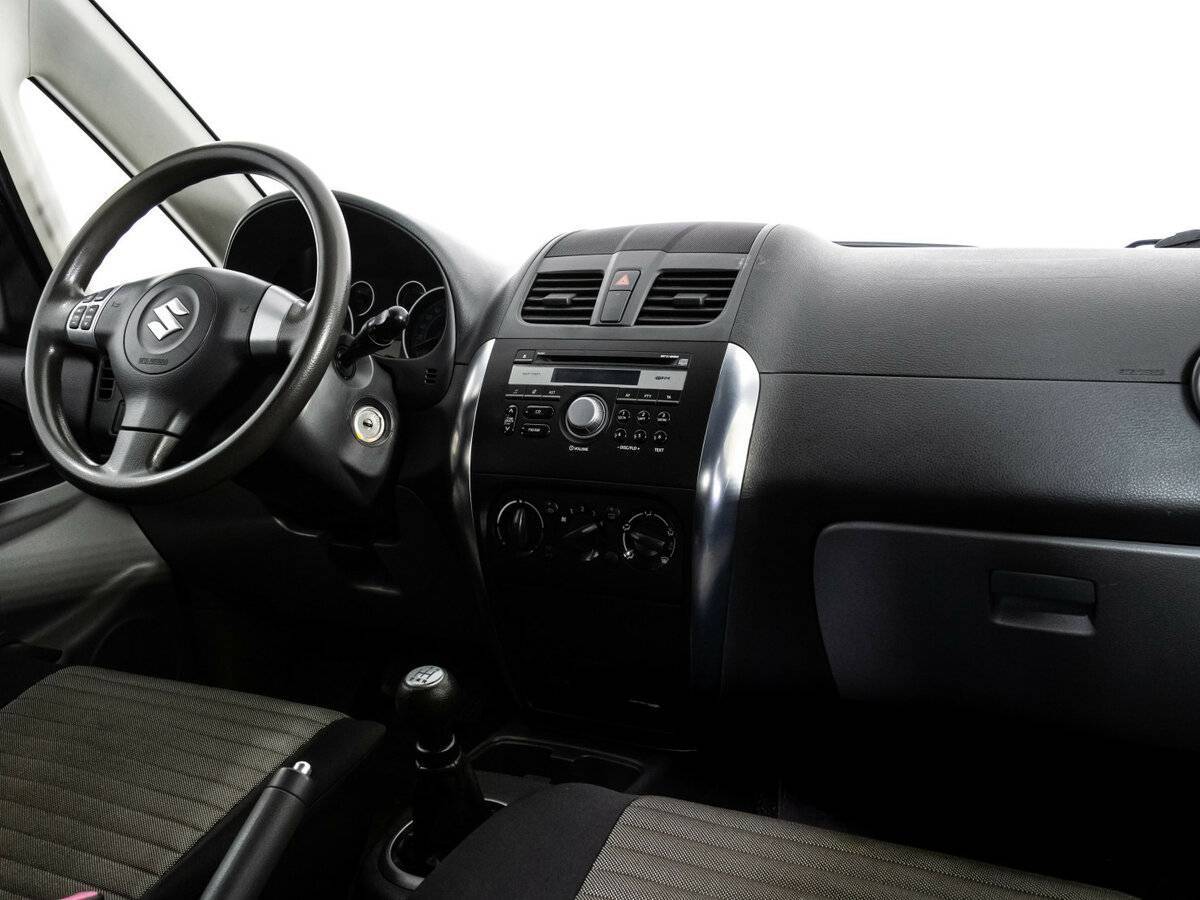 Suzuki SX4 б/у, 2012, Механическая. Фото: #8