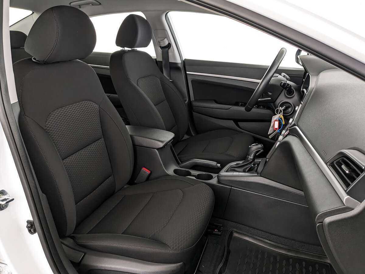 Hyundai Elantra б/у, 2020, Автоматическая. Фото: #23