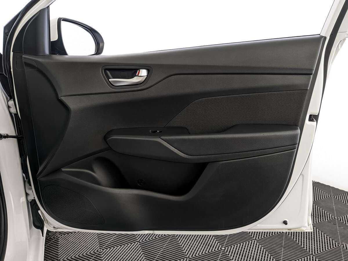 Hyundai Solaris б/у, 2022, Автоматическая. Фото: #20