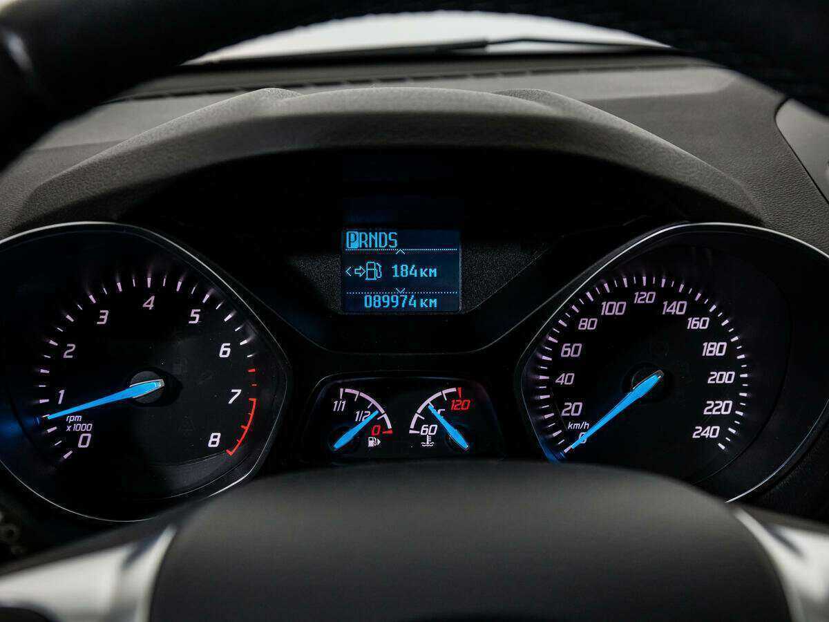 Ford Kuga б/у, 2016, Автоматическая. Фото: #9