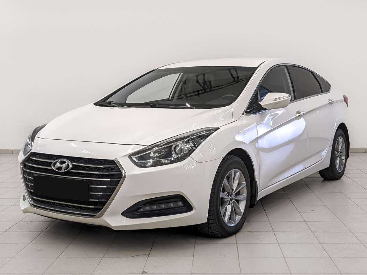Hyundai i40 б/у, 2016, Роботизированная. Посмотреть фото