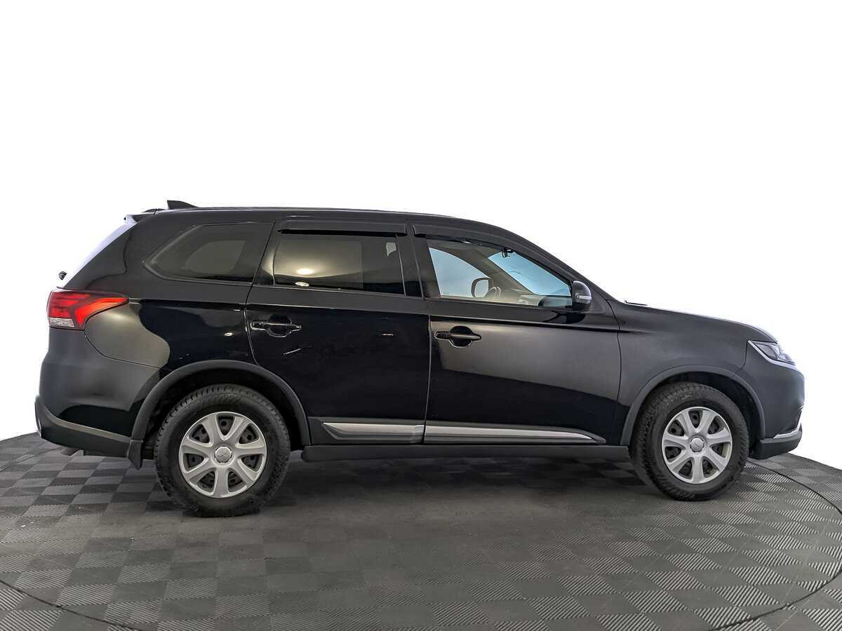 Mitsubishi Outlander б/у, 2018, Вариатор. Фото: #3