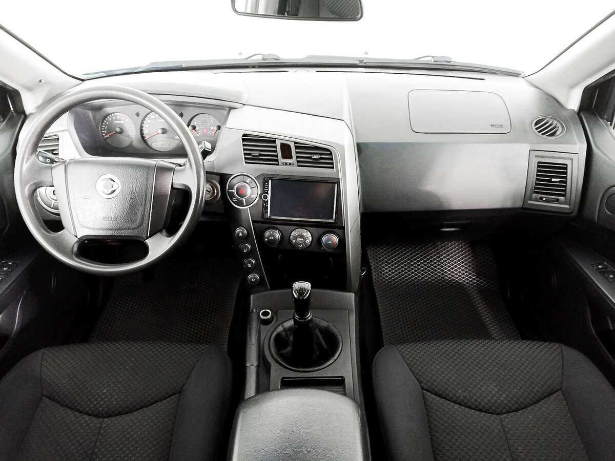 SsangYong Kyron б/у, 2013, Механическая. Фото: #13