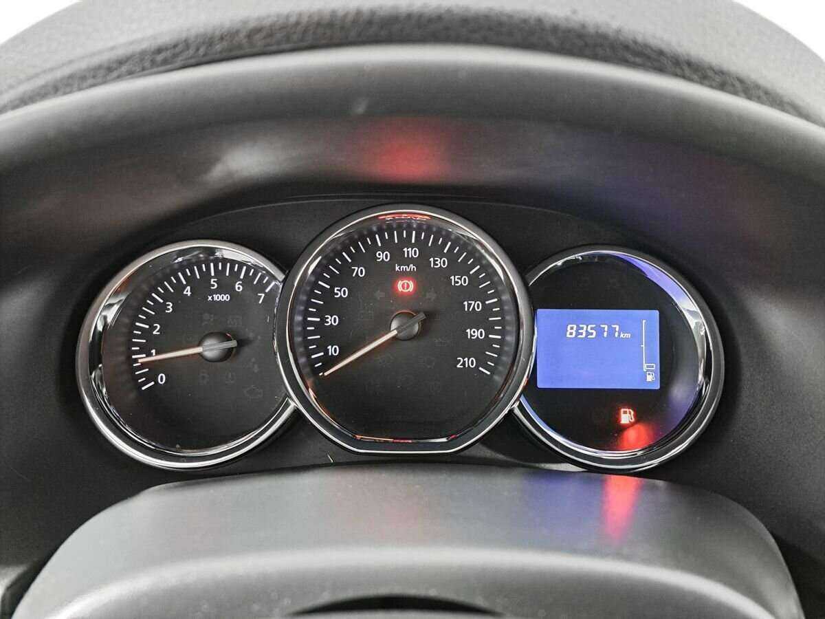 Renault Sandero б/у, 2015, Механическая. Фото: #10