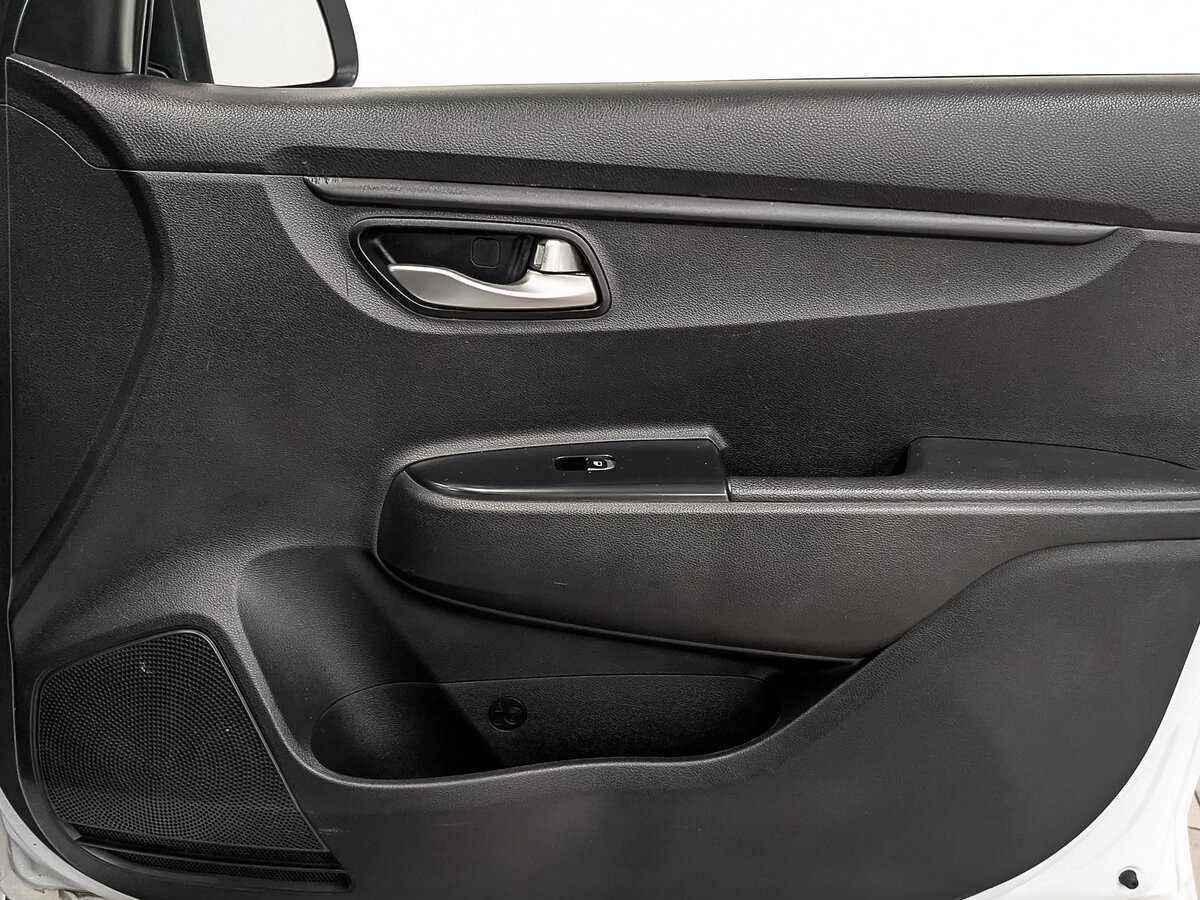 Kia Rio б/у, 2020, Автоматическая. Фото: #22