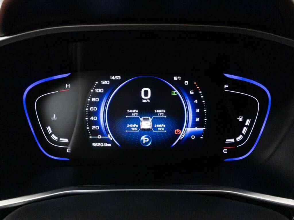 Geely Coolray б/у, 2021, Роботизированная. Фото: #11