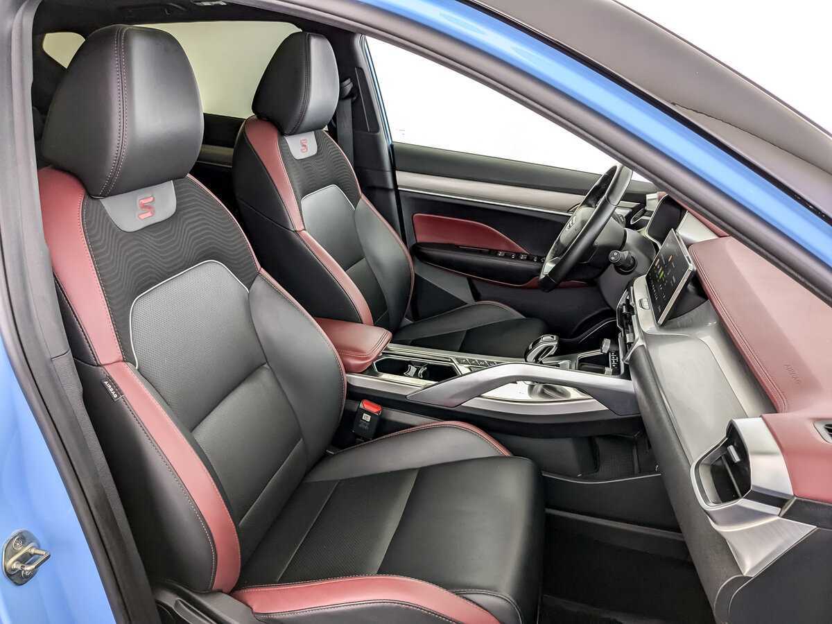 Geely Coolray б/у, 2022, Роботизированная. Фото: #21