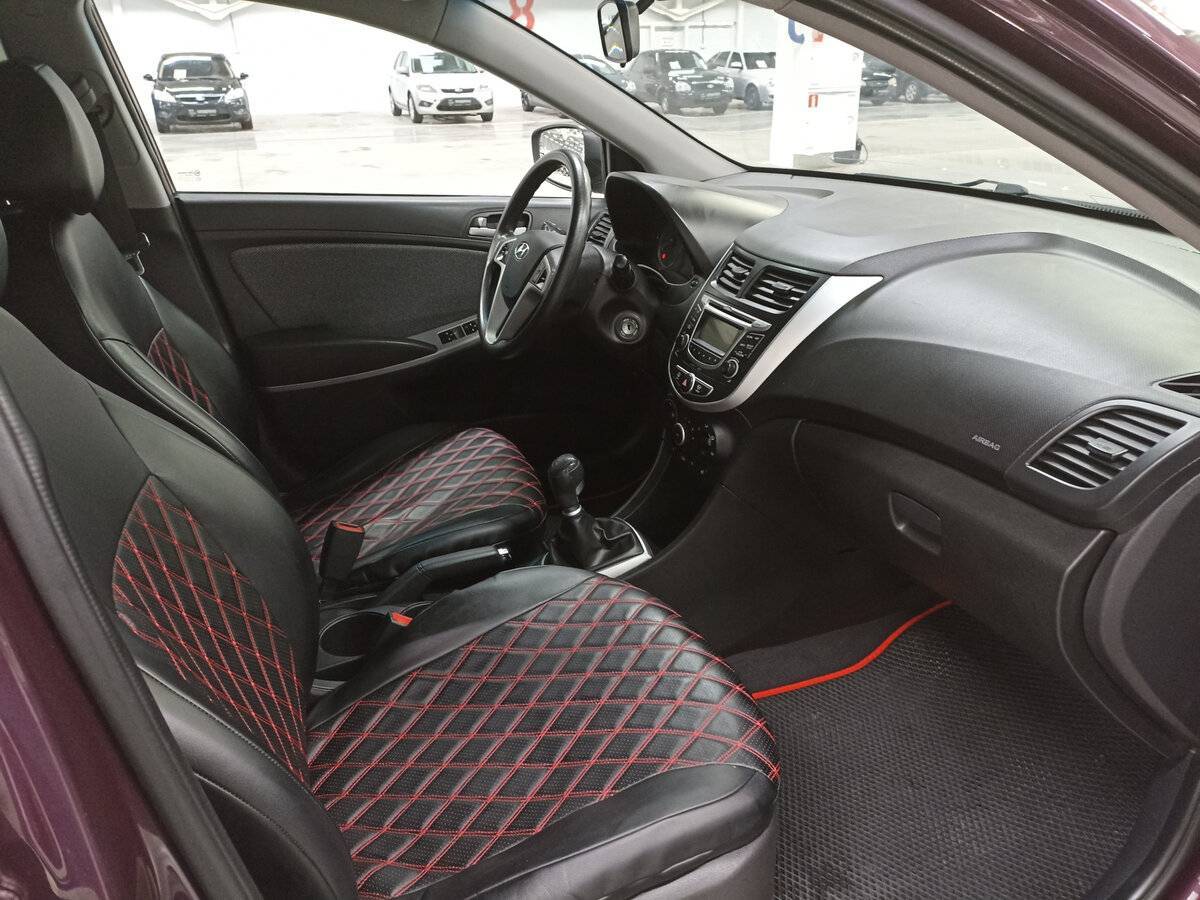 Hyundai Solaris б/у, 2013, Механическая. Фото: #10