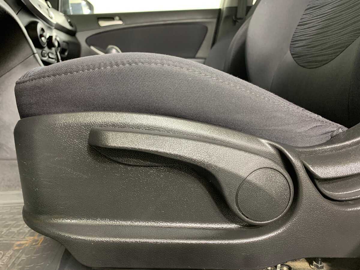 Hyundai Solaris б/у, 2016, Механическая. Фото: #16