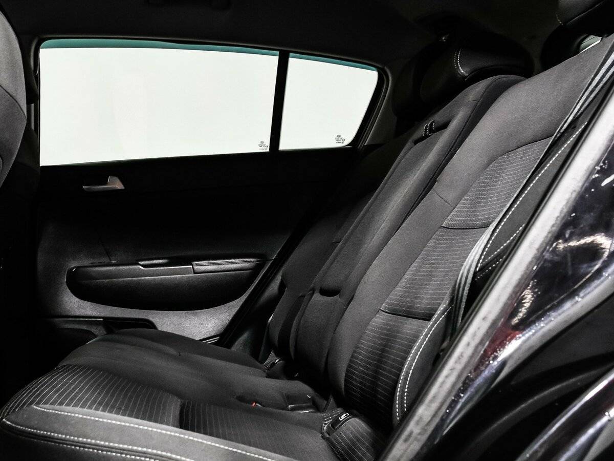 Kia Sportage б/у, 2016, Автоматическая. Фото: #12