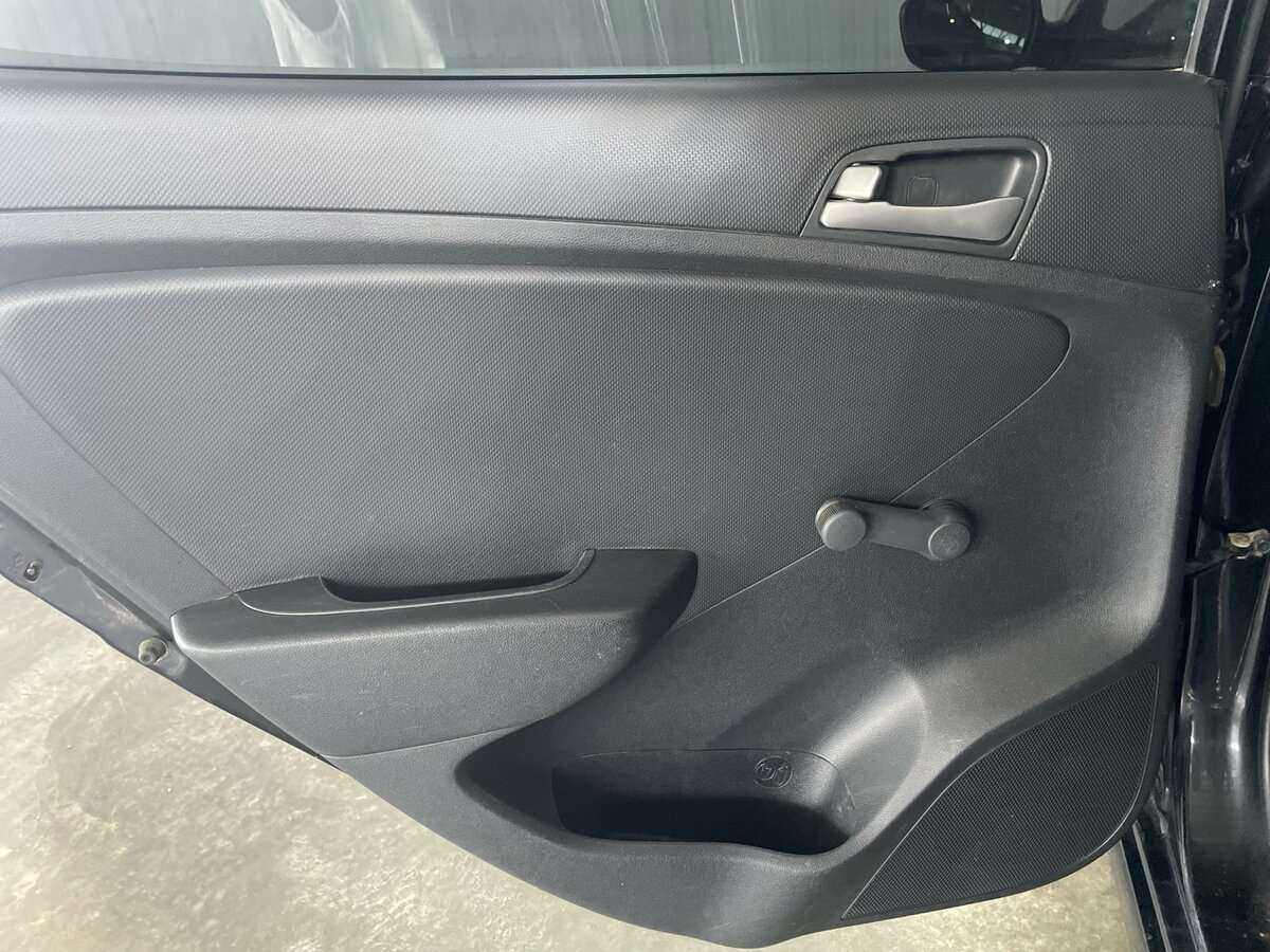 Hyundai Solaris б/у, 2016, Автоматическая. Фото: #17