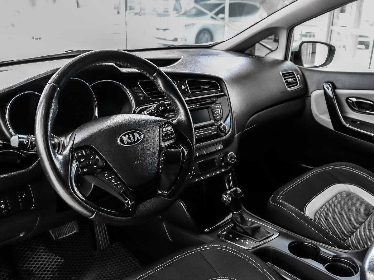 Kia Ceed б/у, 2013, Автоматическая. Фото: #8