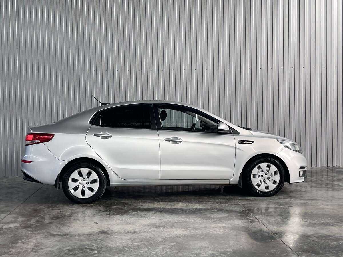 Kia Rio б/у, 2017, Автоматическая. Фото: #3