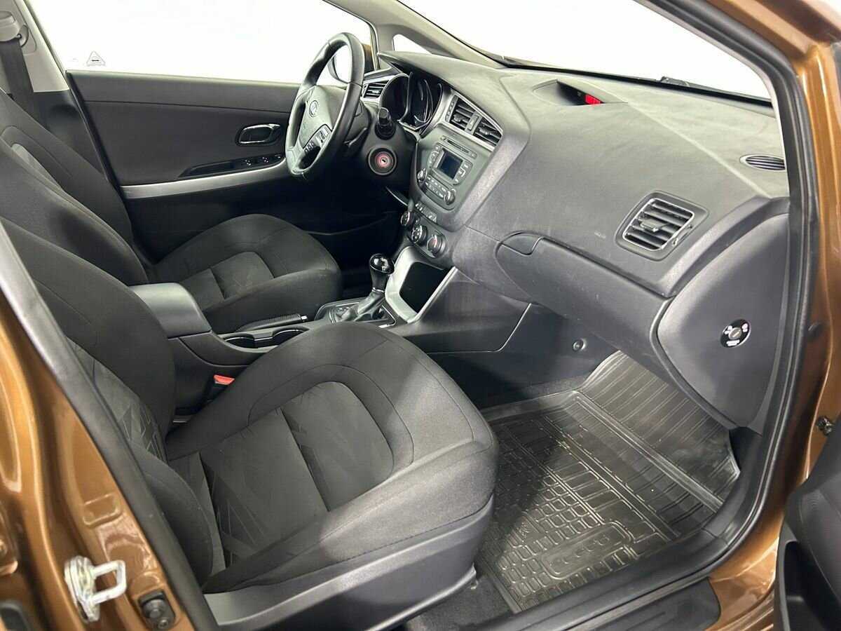 Kia Ceed б/у, 2016, Автоматическая. Фото: #12