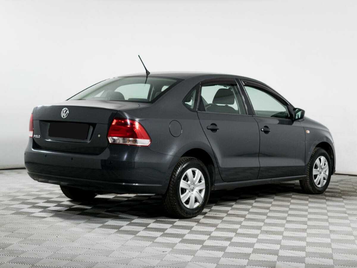 Volkswagen Polo б/у, 2014, Механическая. Фото: #2