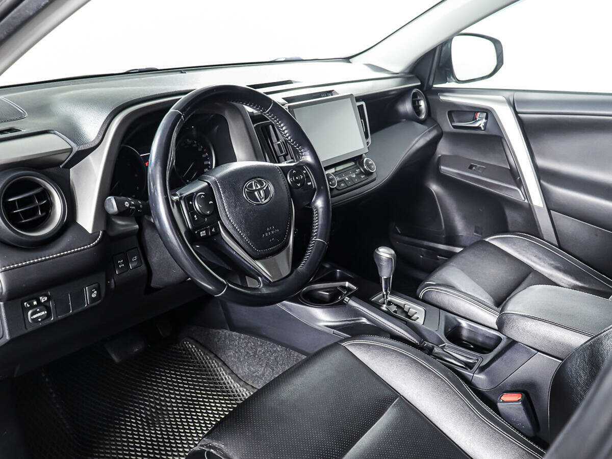 Toyota RAV4 б/у, 2019, Автоматическая. Фото: #14