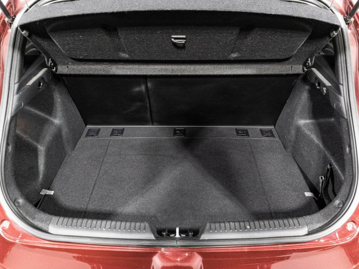 Hyundai i30 б/у, 2016, Автоматическая. Фото: #15