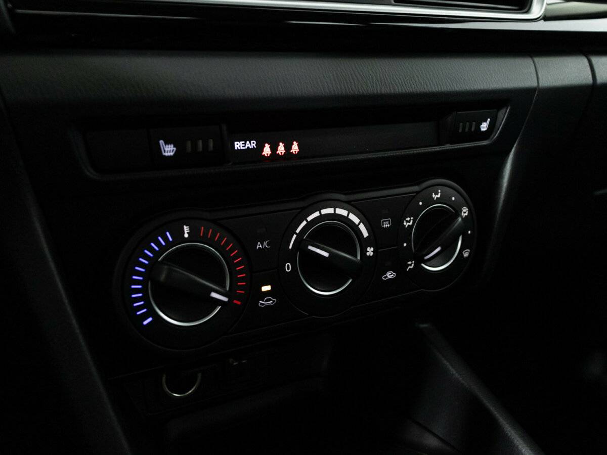 Mazda 3 б/у, 2014, Механическая. Фото: #16