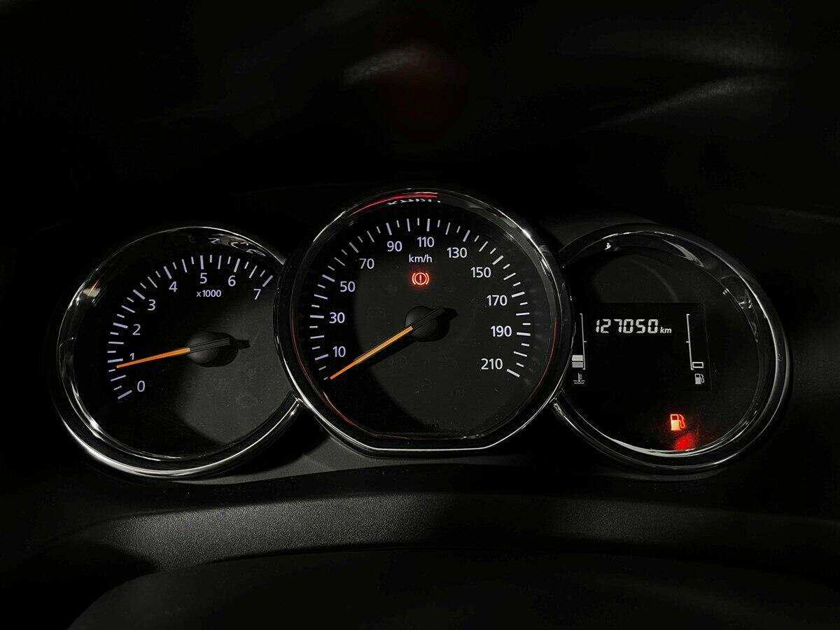 Renault Logan б/у, 2019, Механическая. Фото: #10