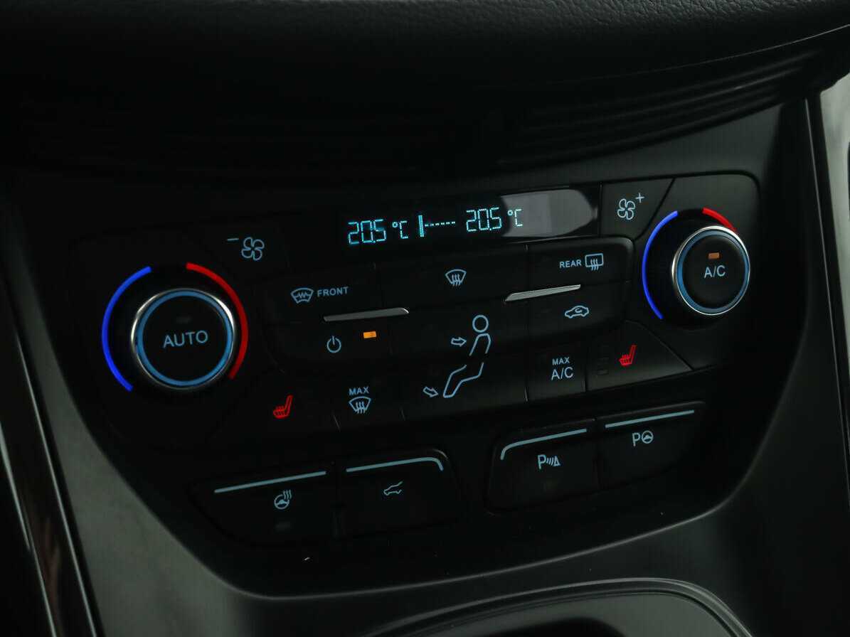 Ford Kuga б/у, 2017, Автоматическая. Фото: #12