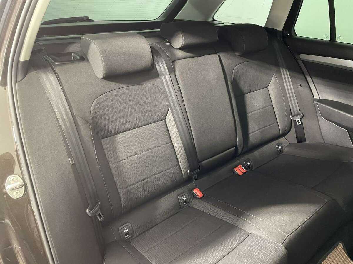 Skoda Superb б/у, 2016, Механическая. Фото: #13