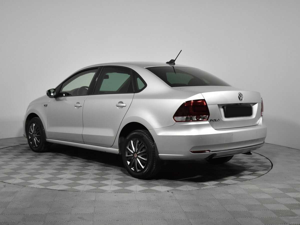 Volkswagen Polo б/у, 2018, Автоматическая. Фото: #5