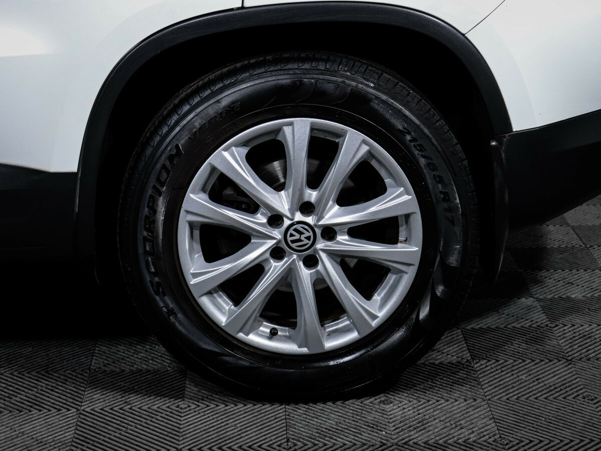 Volkswagen Tiguan б/у, 2013, Роботизированная. Фото: #10