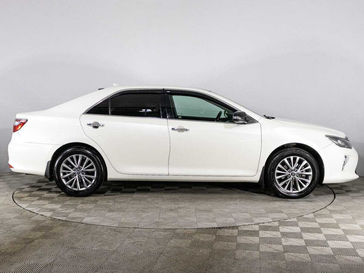 Toyota Camry б/у, 2017, Автоматическая. Фото: #3