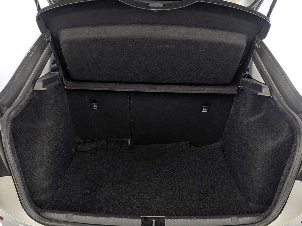 Volkswagen Polo б/у, 2021, Автоматическая. Фото: #9