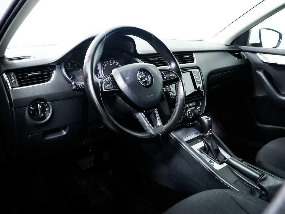 Skoda Octavia б/у, 2016, Роботизированная. Фото: #12