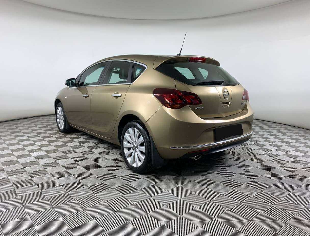 Opel Astra б/у, 2012, Автоматическая. Фото: #6