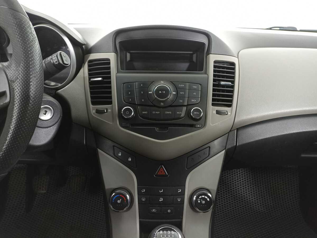 Chevrolet Cruze б/у, 2012, Механическая. Фото: #13