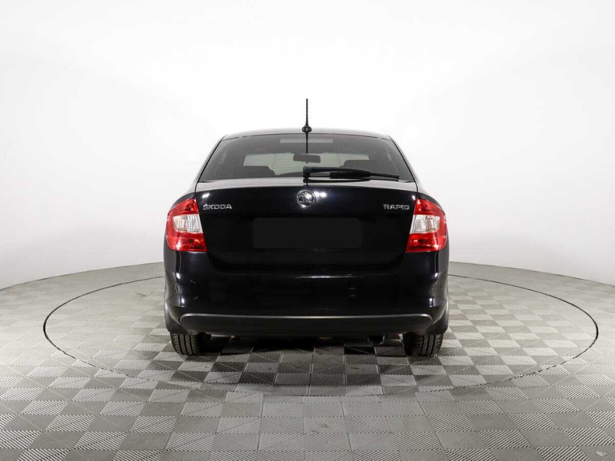 Skoda Rapid б/у, 2017, Механическая. Фото: #6
