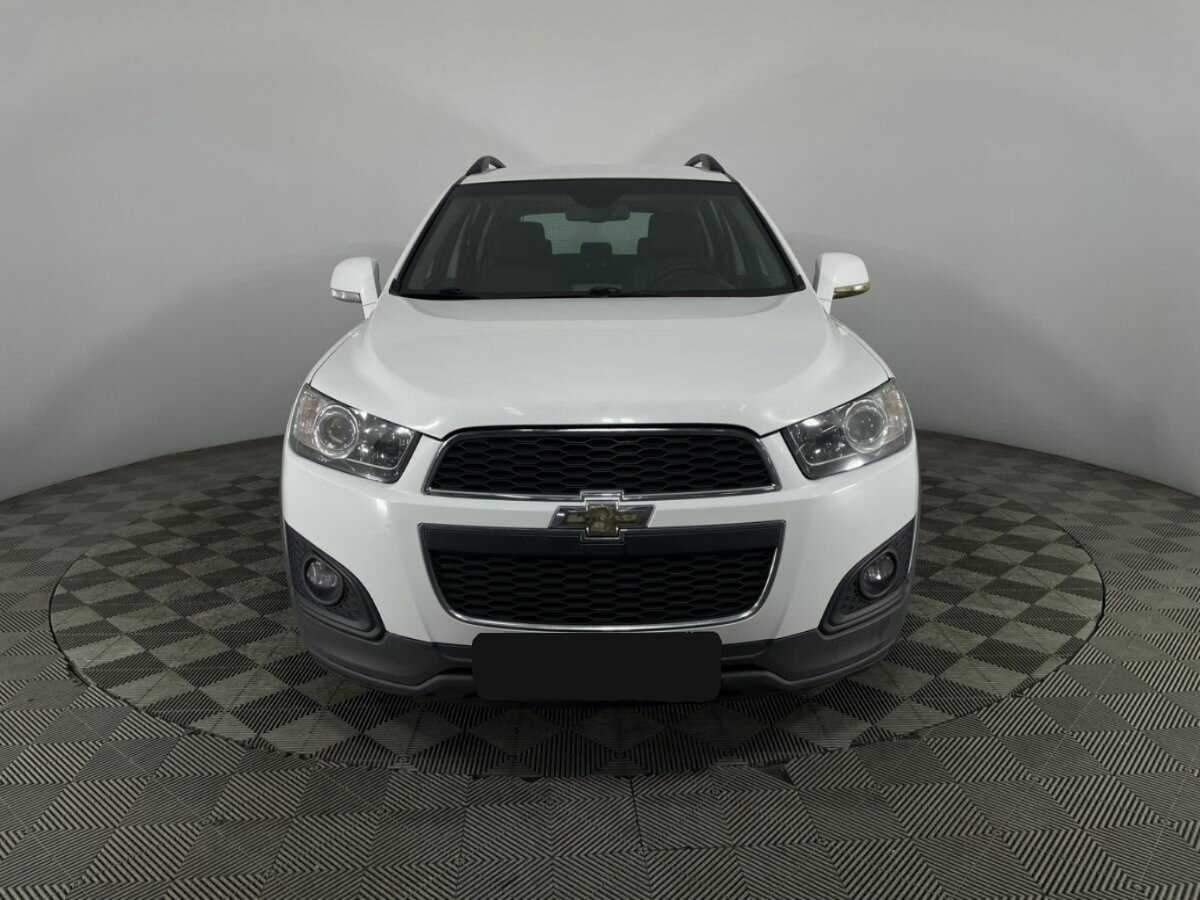 Chevrolet Captiva б/у, 2014, Автоматическая. Фото: #1