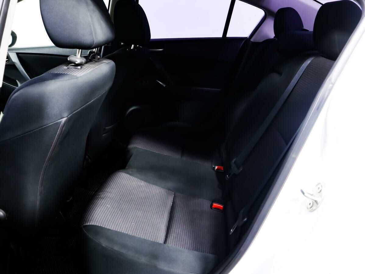 Mazda 3 б/у, 2012, Автоматическая. Фото: #11