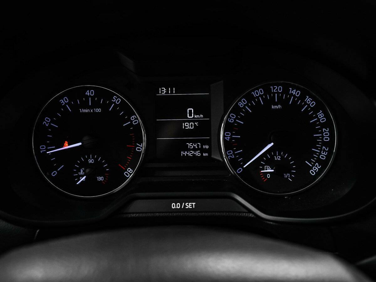 Skoda Octavia б/у, 2014, Механическая. Фото: #9