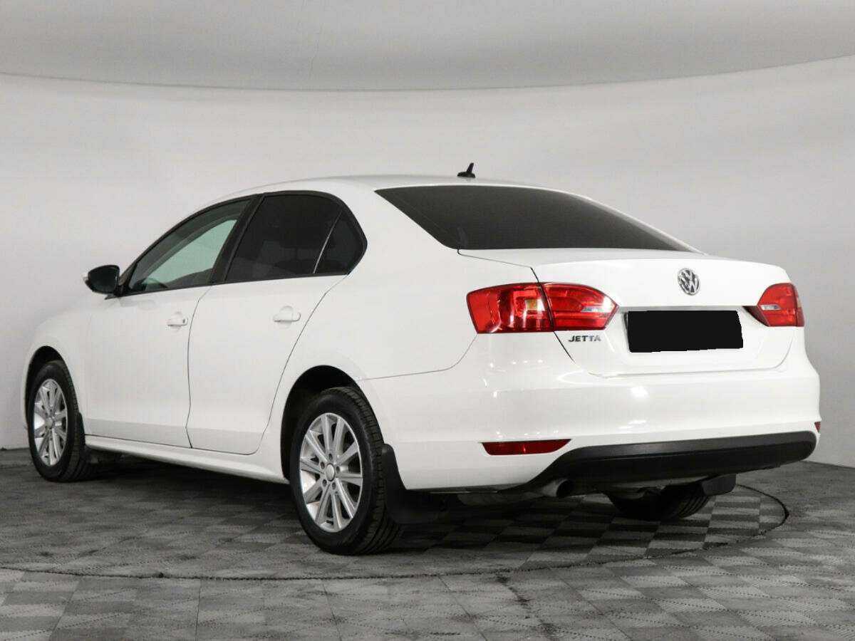 Volkswagen Jetta б/у, 2013, Механическая. Фото: #6