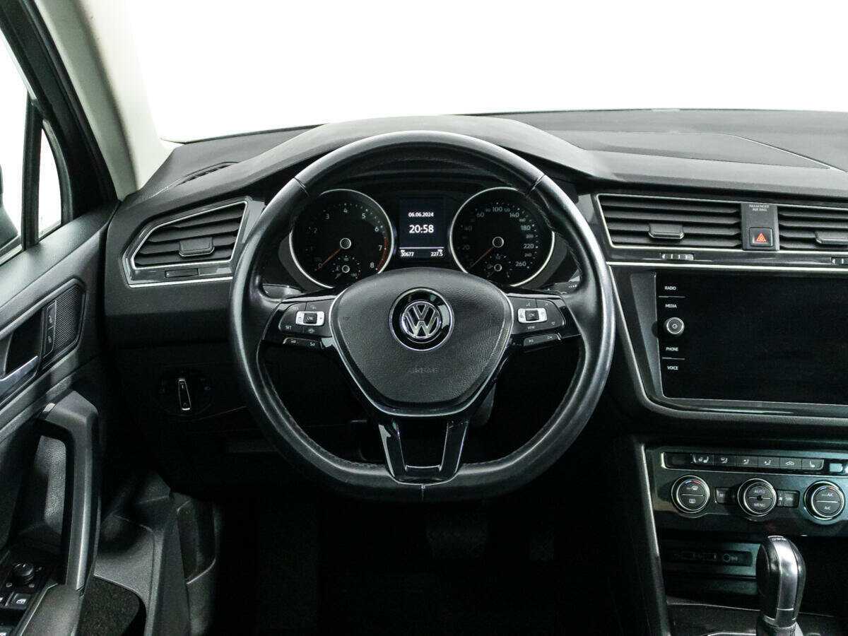 Volkswagen Tiguan б/у, 2019, Роботизированная. Фото: #16